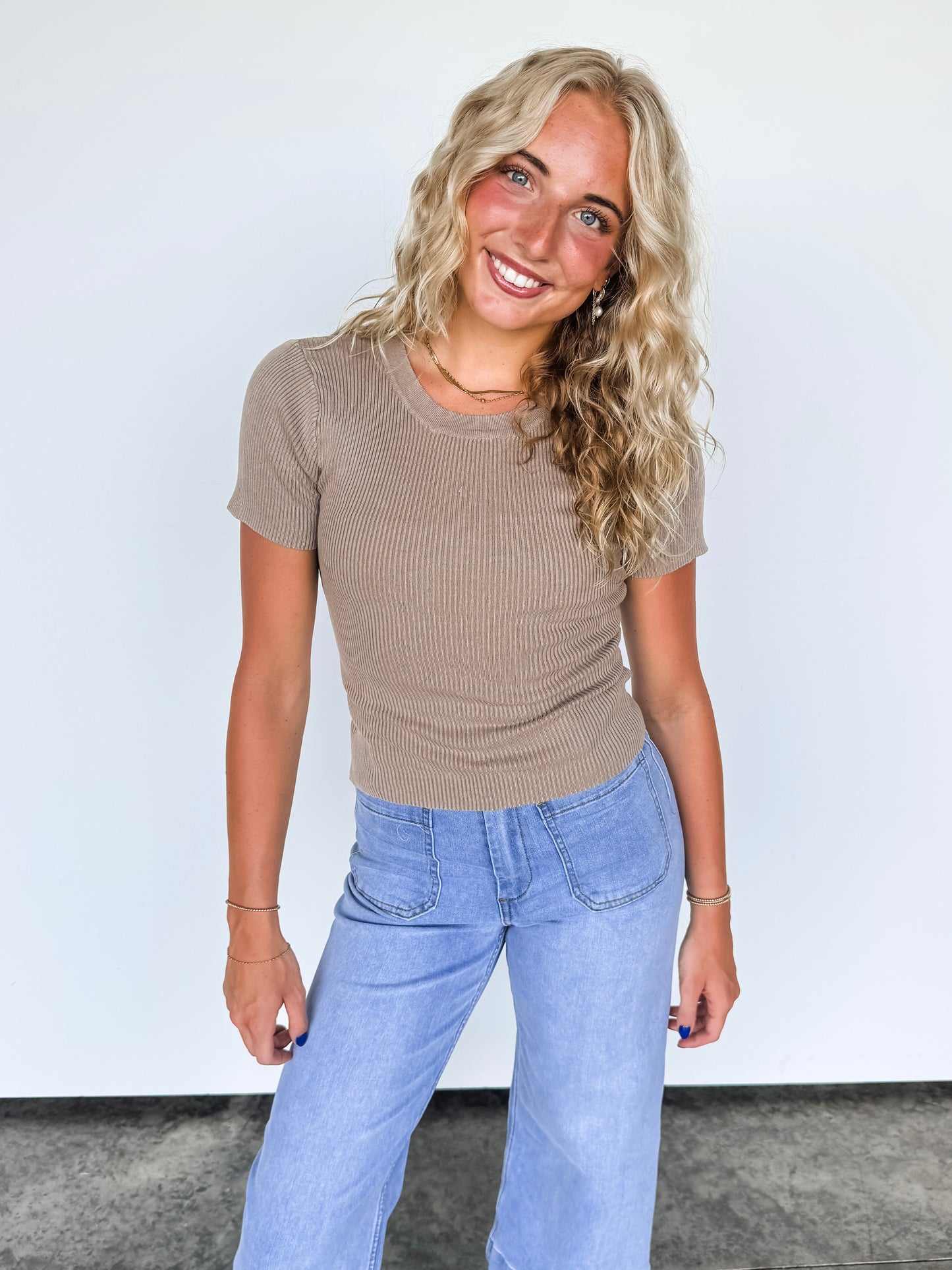 Mocha Washed Ribbed Knit Tee