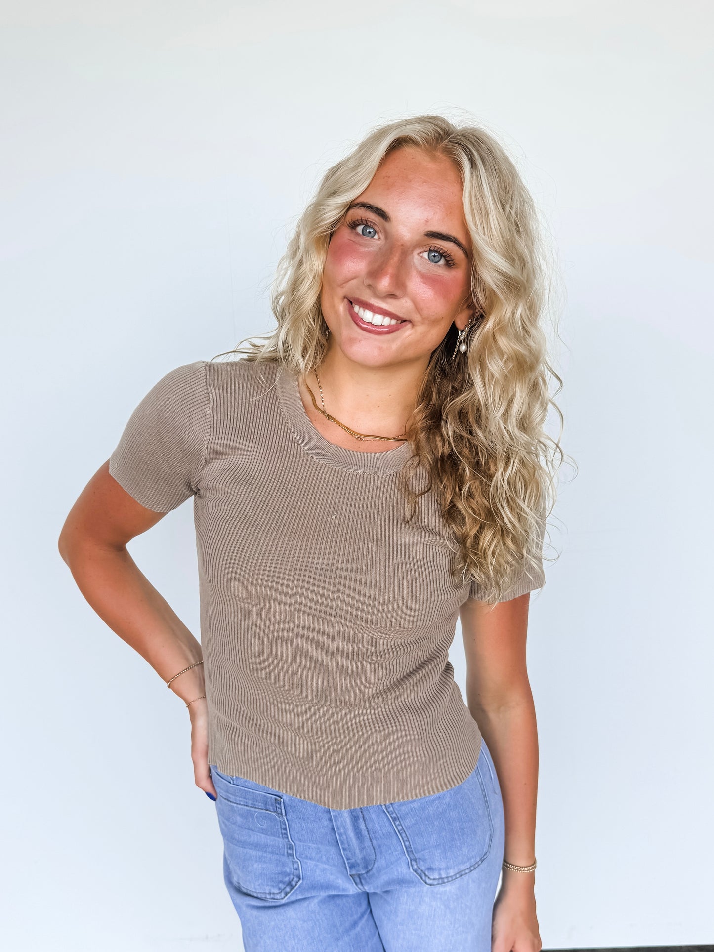 Mocha Washed Ribbed Knit Tee