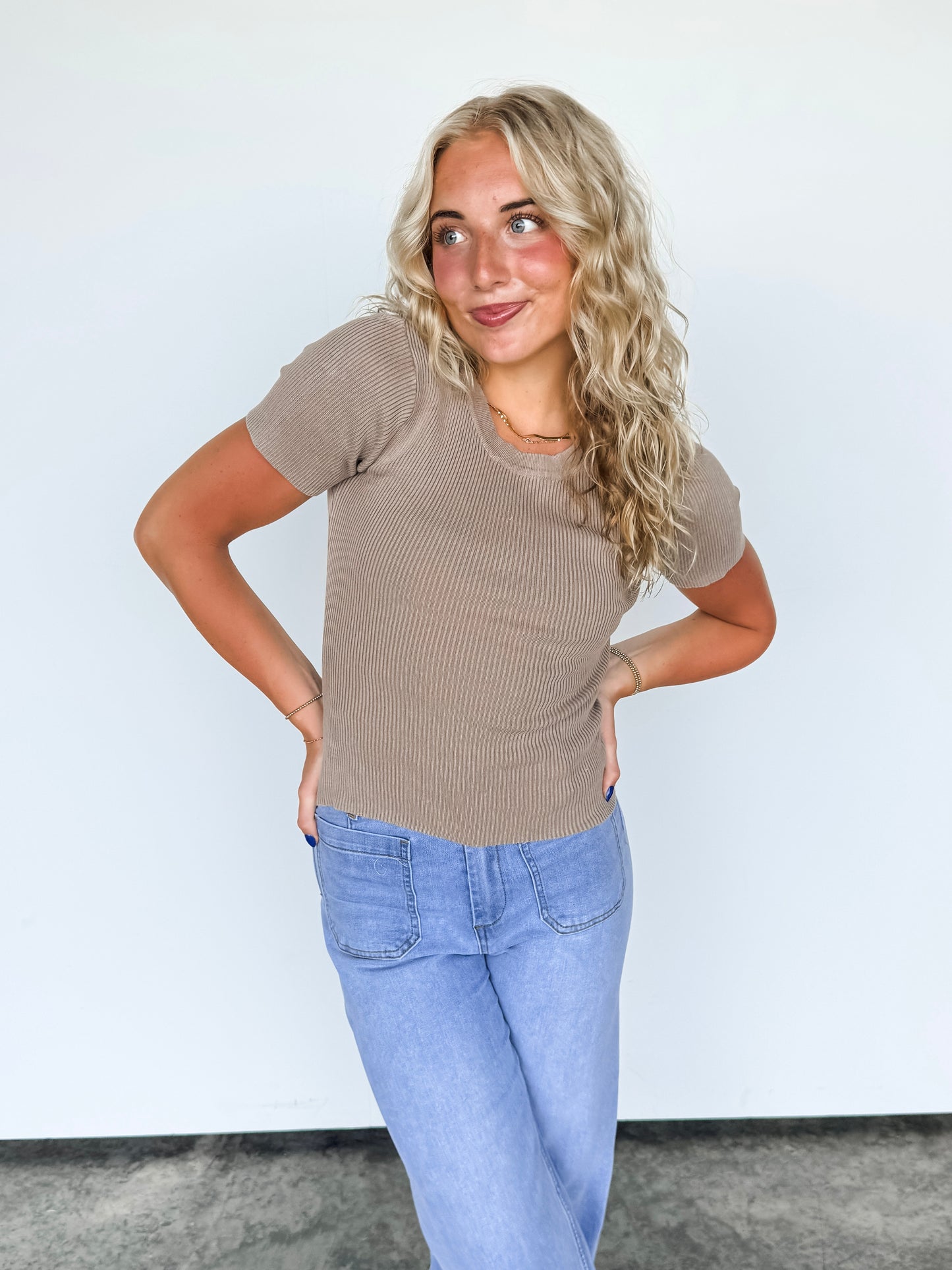 Mocha Washed Ribbed Knit Tee