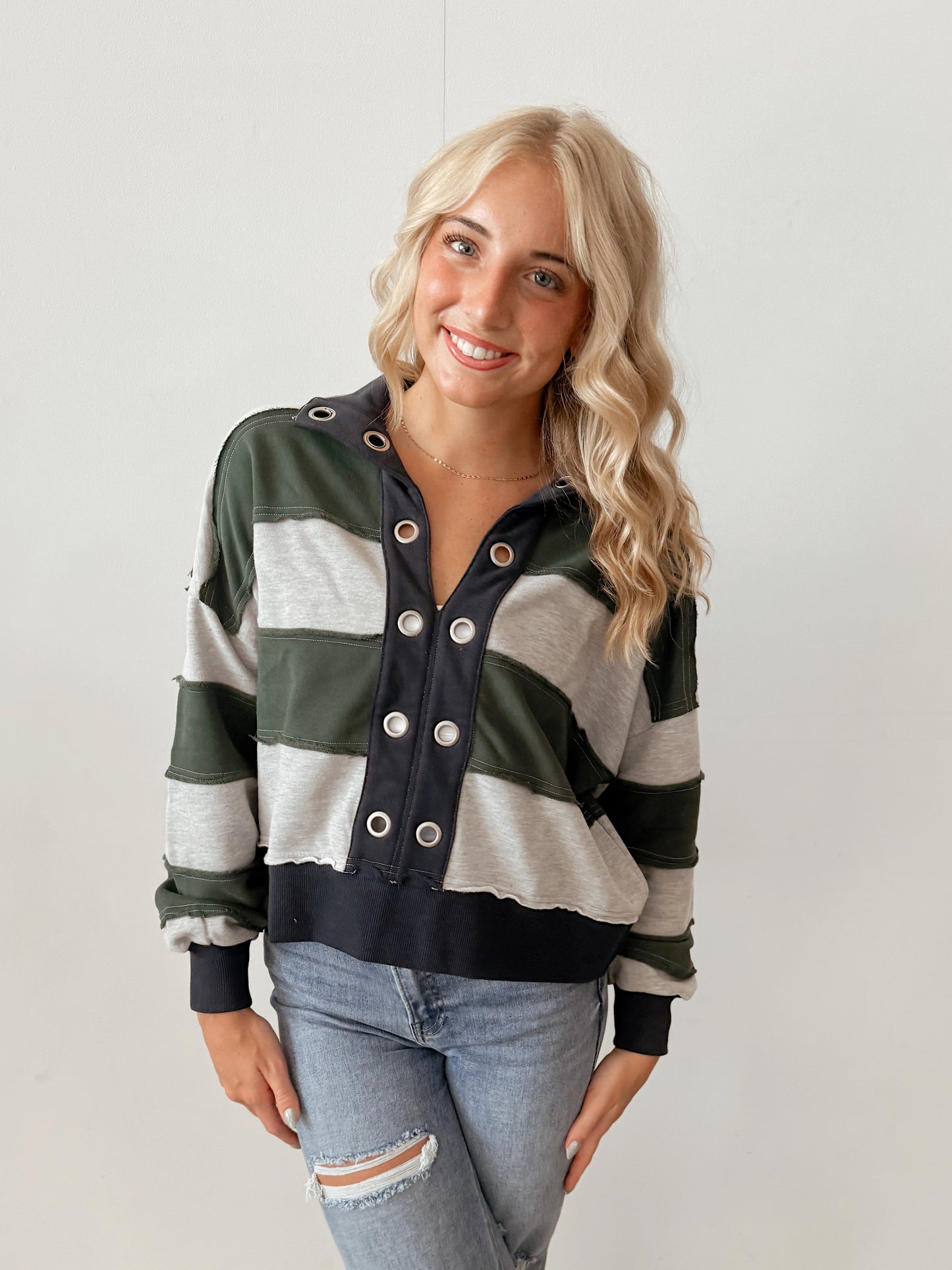 Green & Navy Colorblock Pullover