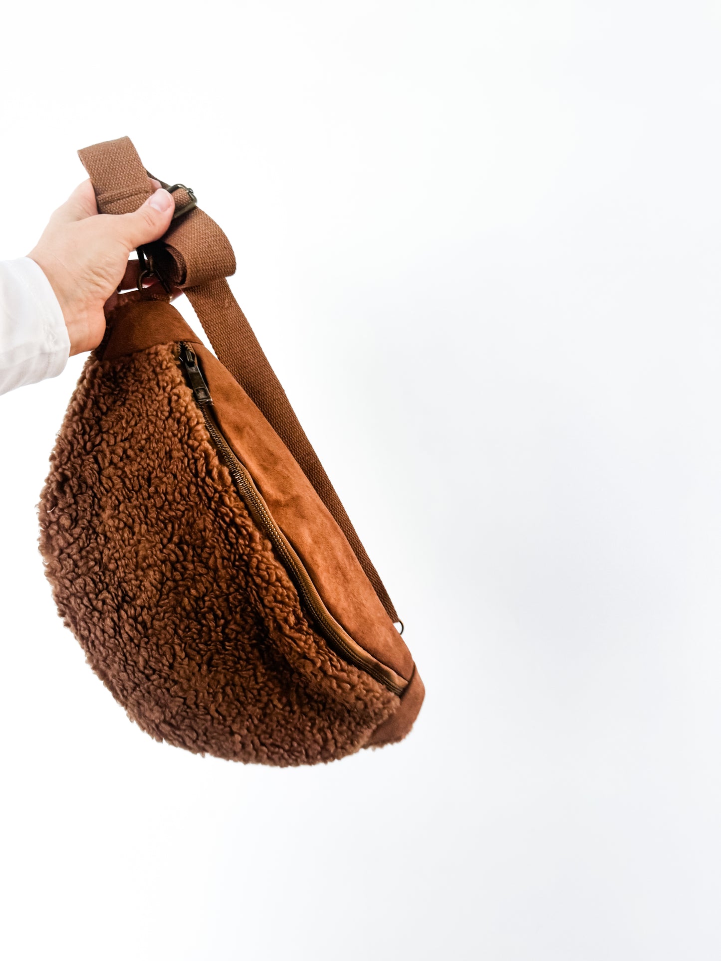 Camel Sherpa Sling Bag