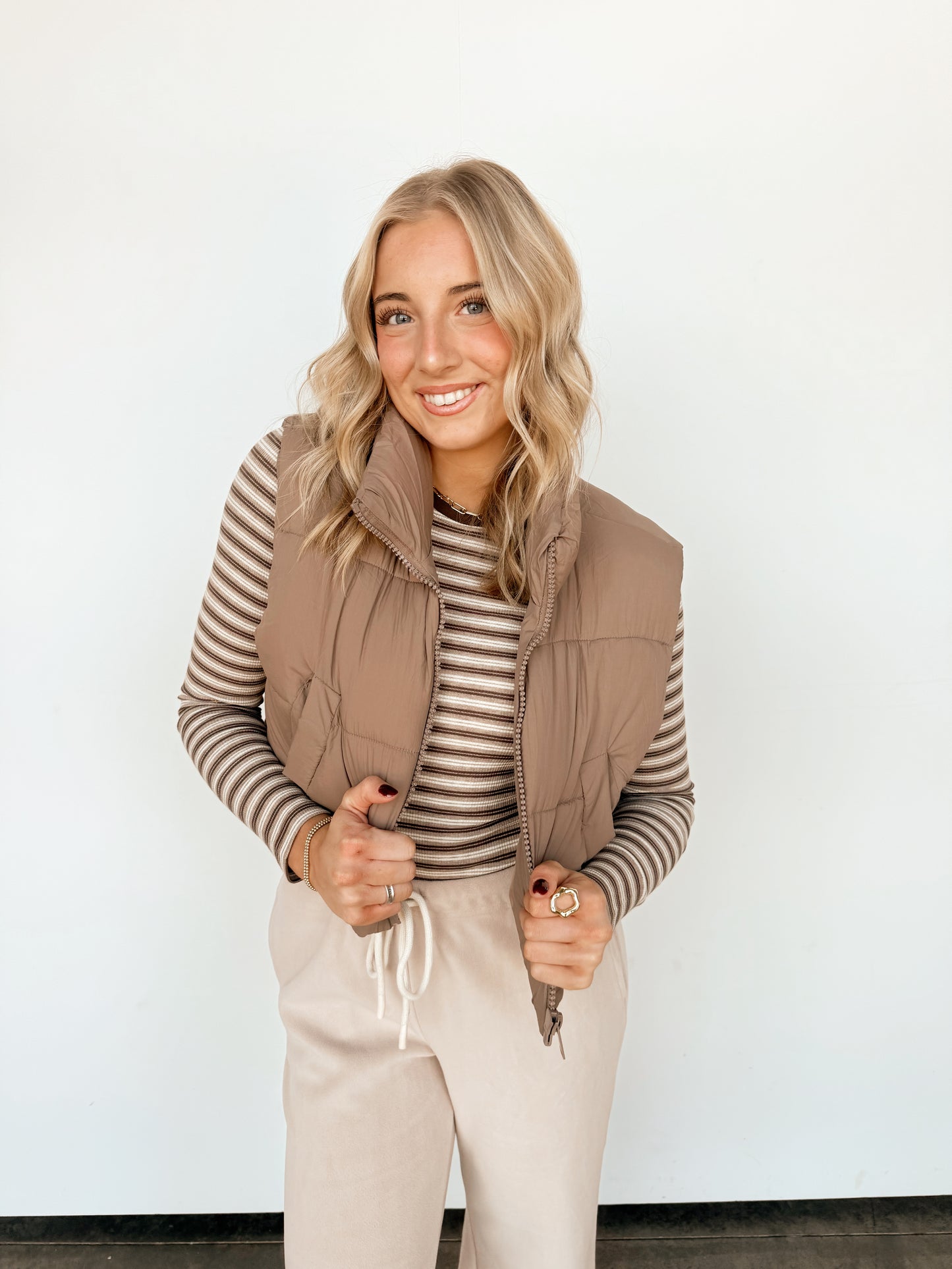 Cocoa Cropped Puffer Vest