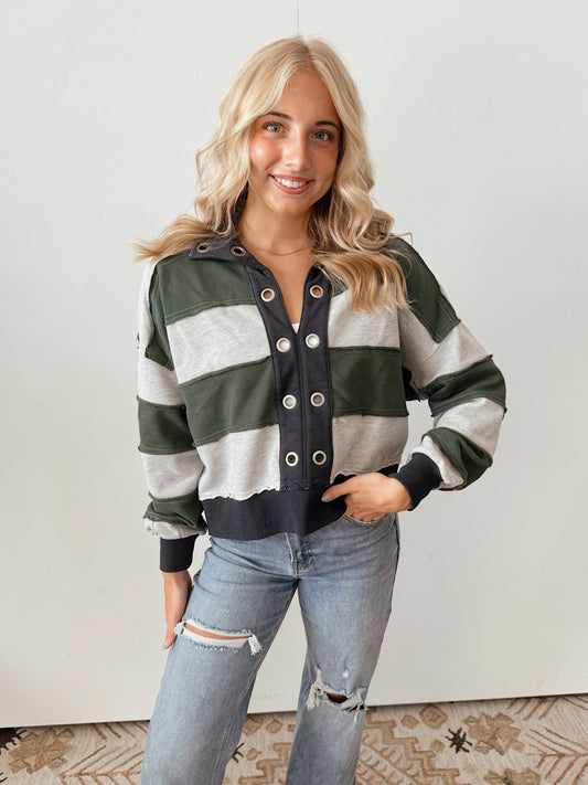 Green & Navy Colorblock Pullover
