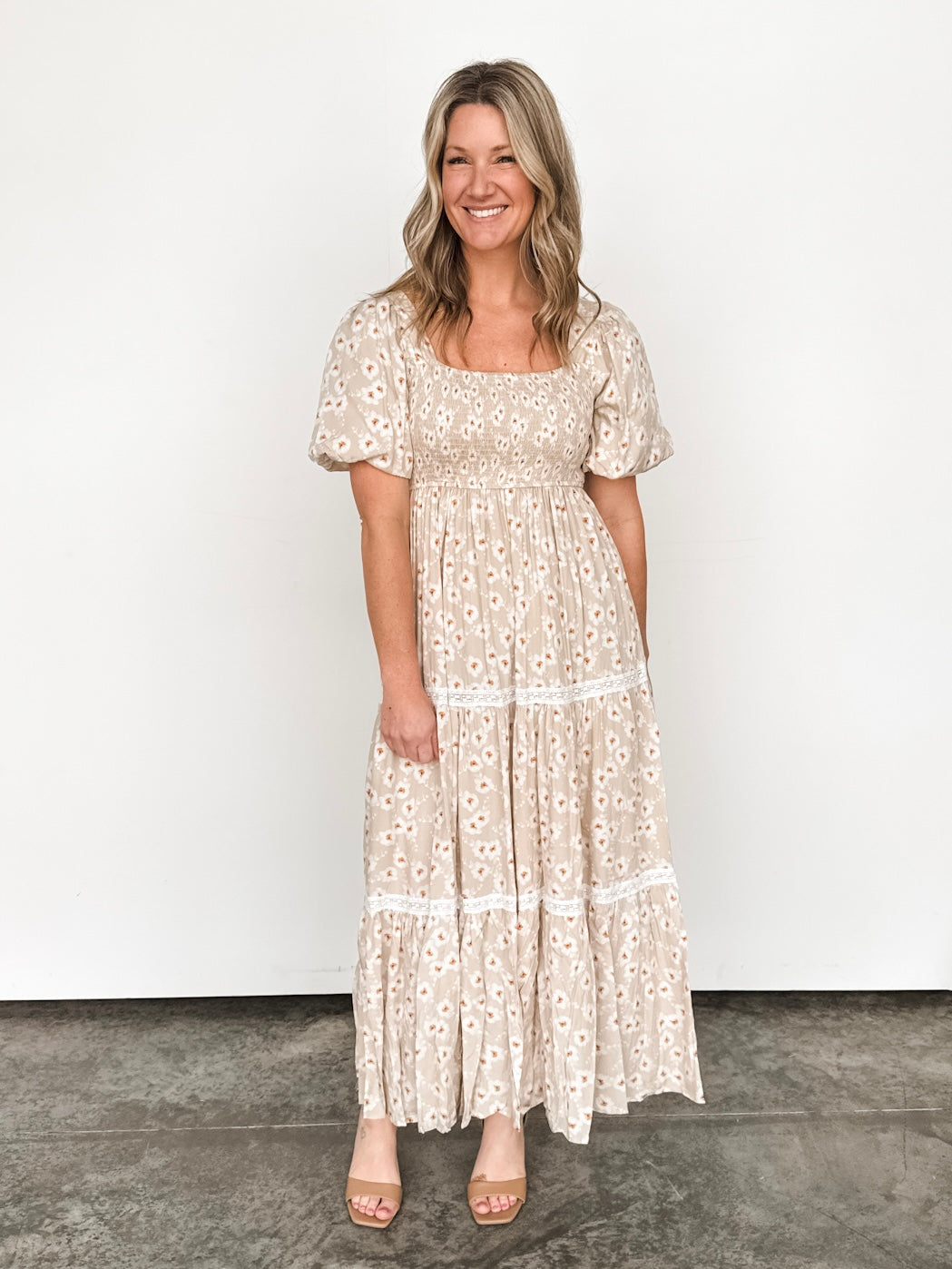 beige smocked dress Cream & Floral – The Runaway Rack French Connection Beaded 20s The wide smock insert Material:Metal Print Carry Over