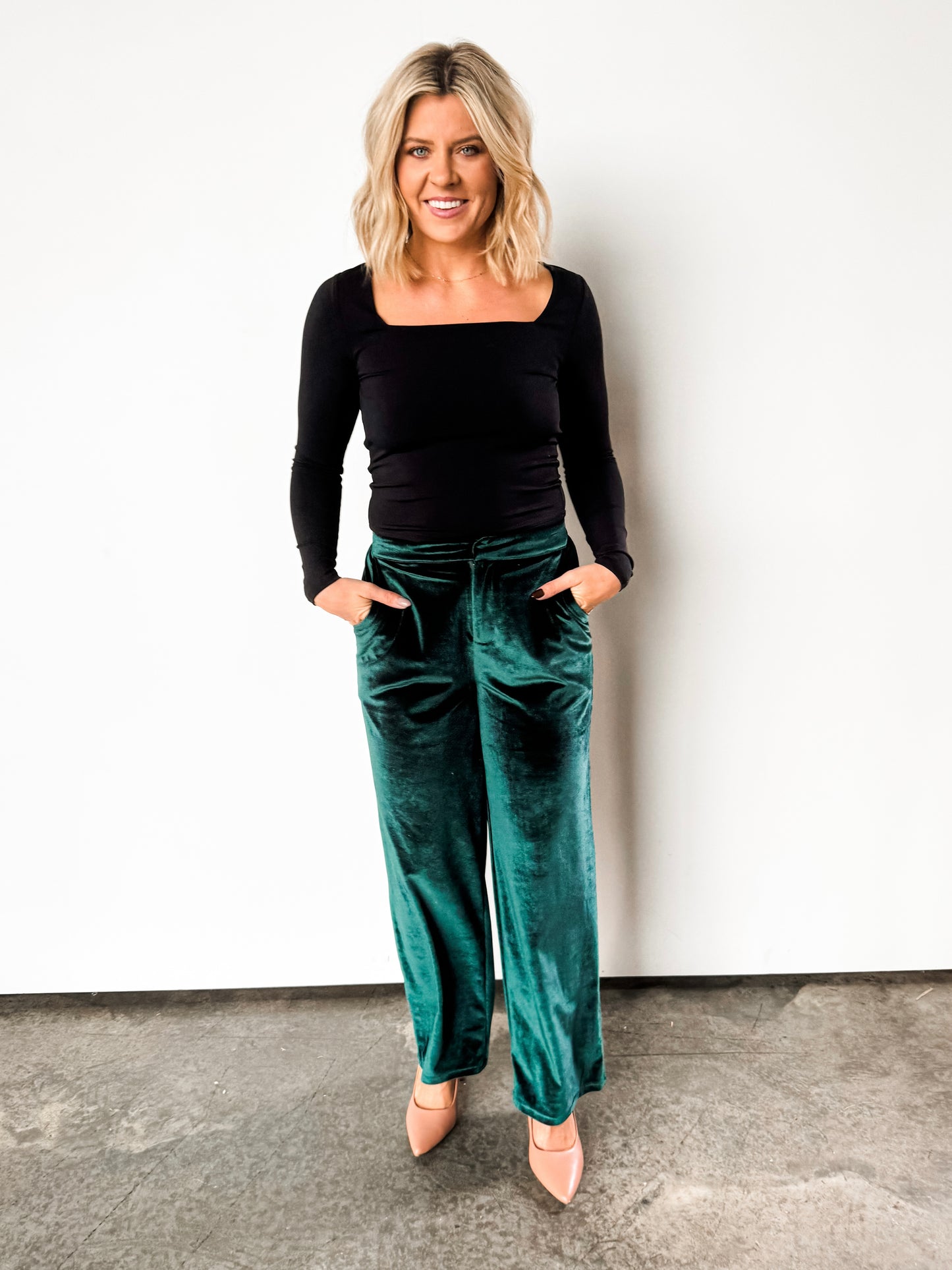 ‘Feliz Navidad’ Holiday Green Velvet Pants