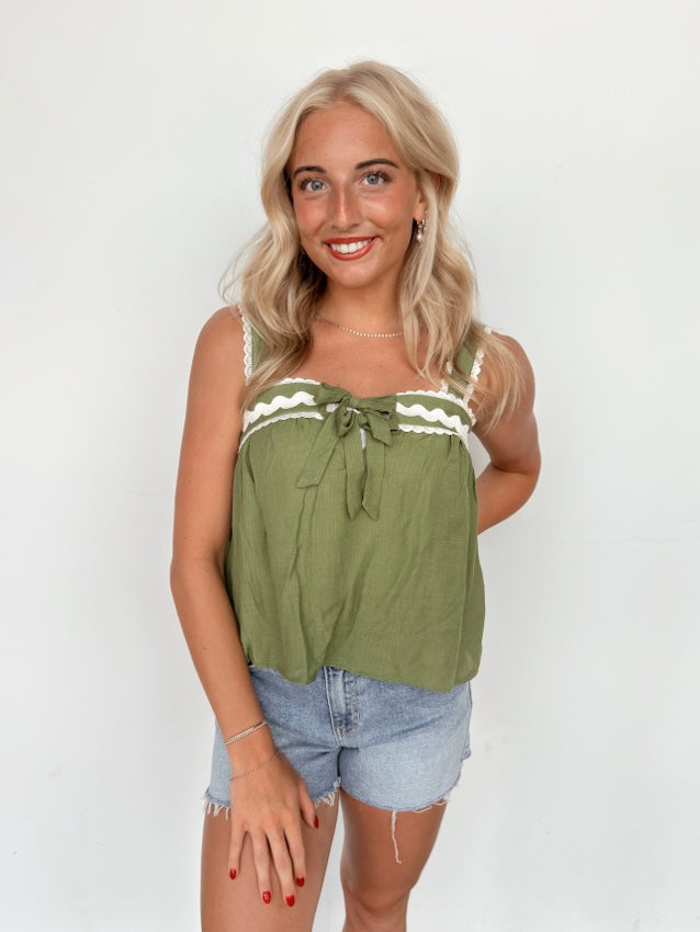 Green Scalloped Trim Loose Fit Tank